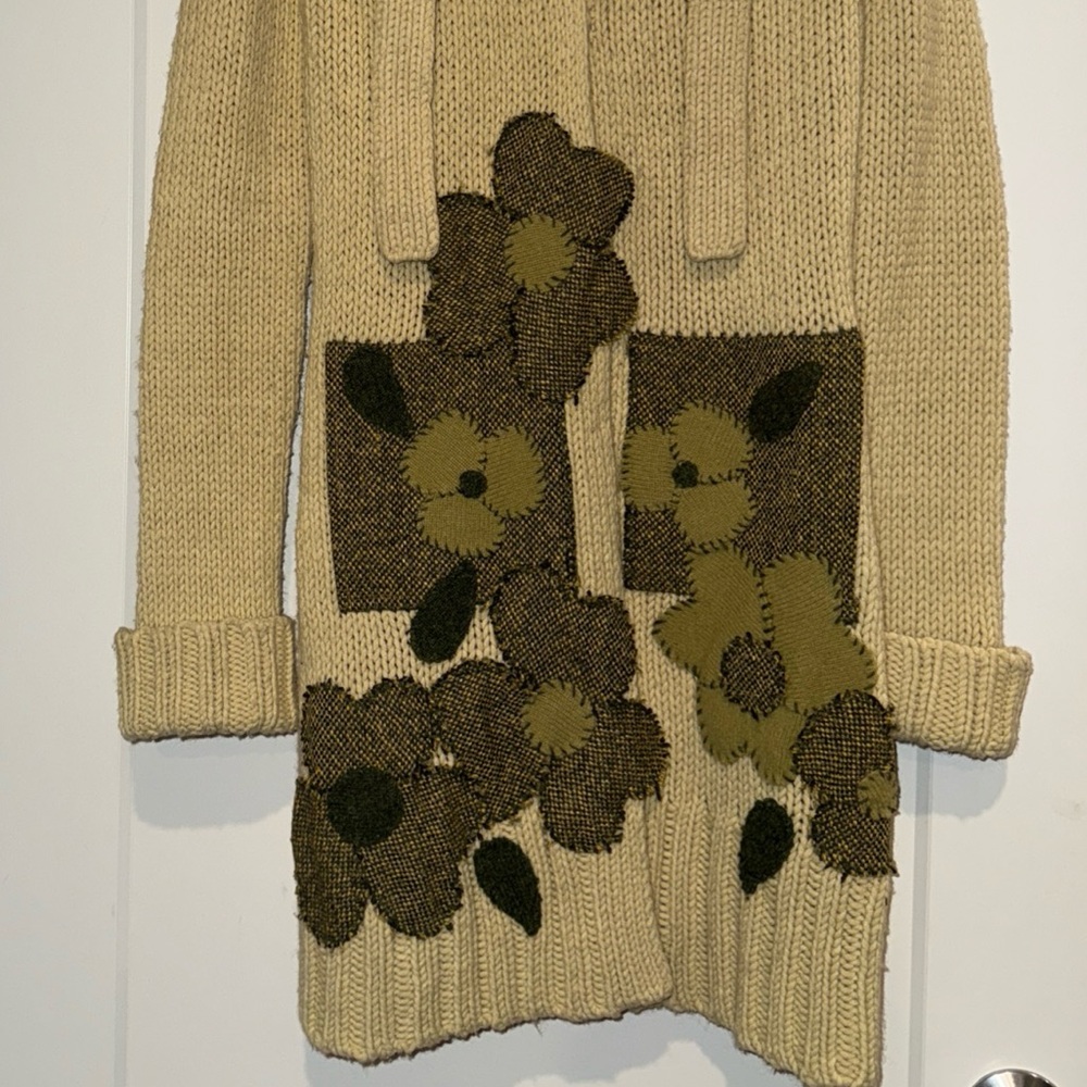 Floral Knit Cardigan - Cream and Green - Picture 2 of 8